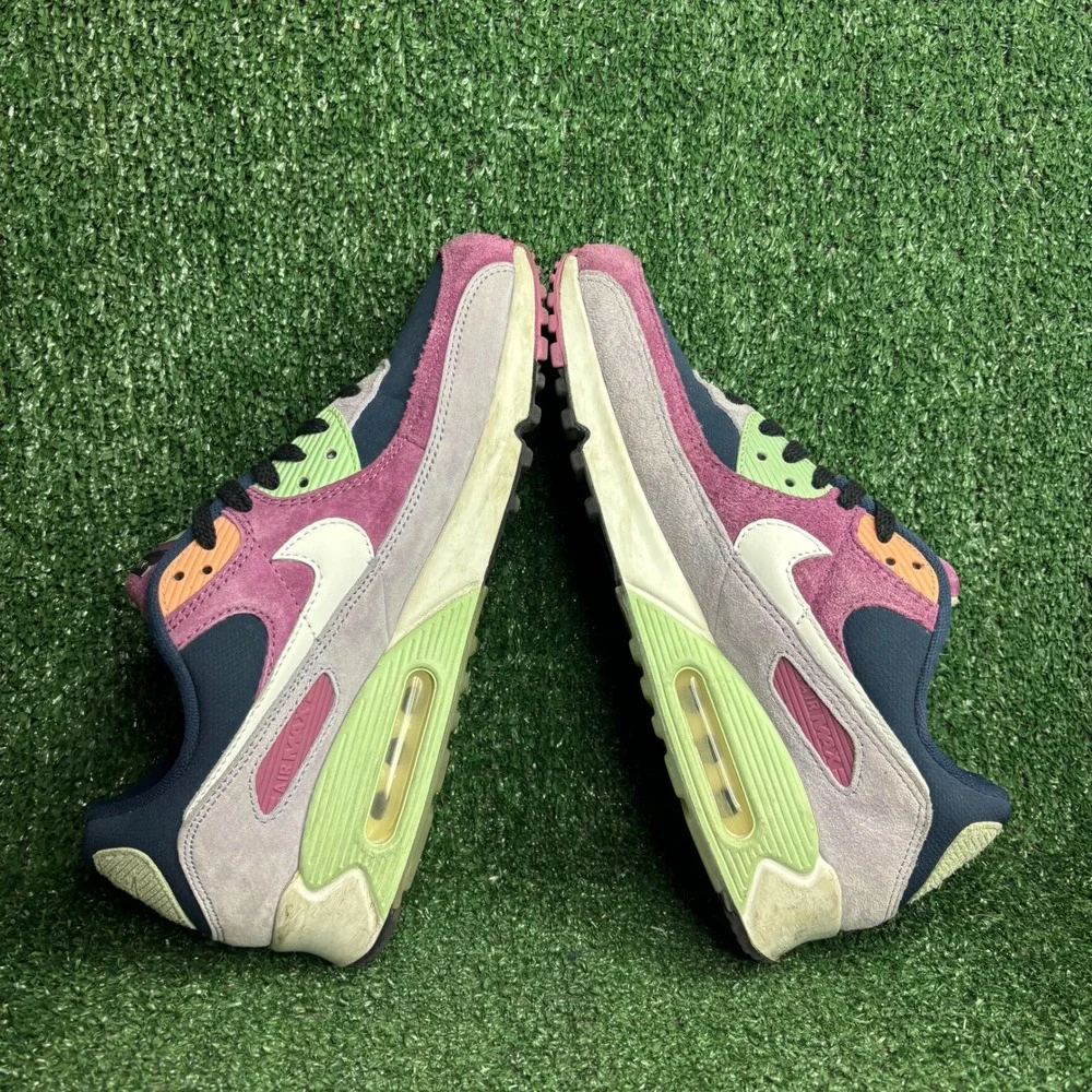 Nike Air Max 90  NRG Light Bordeaux Suede Mesh Athletic Sneaker Purple Mens 10.5